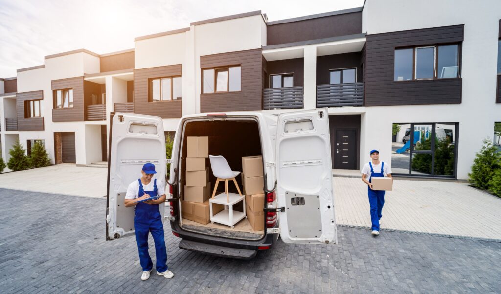Professional Provides best moving services in Avondale AZ.